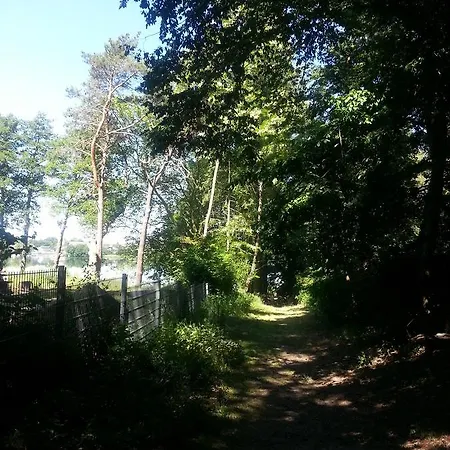Holzhaus Waldwichtel Am Wald Und بيت للعطل *
