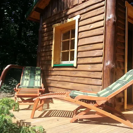 Holzhaus Waldwichtel Am Wald Und بيت للعطل *
