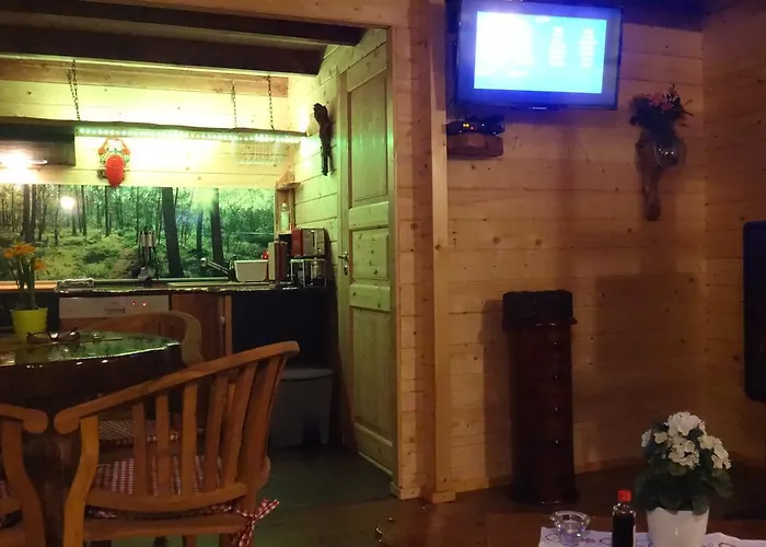 Holzhaus Waldwichtel Am Wald Und * 诺伊鲁平